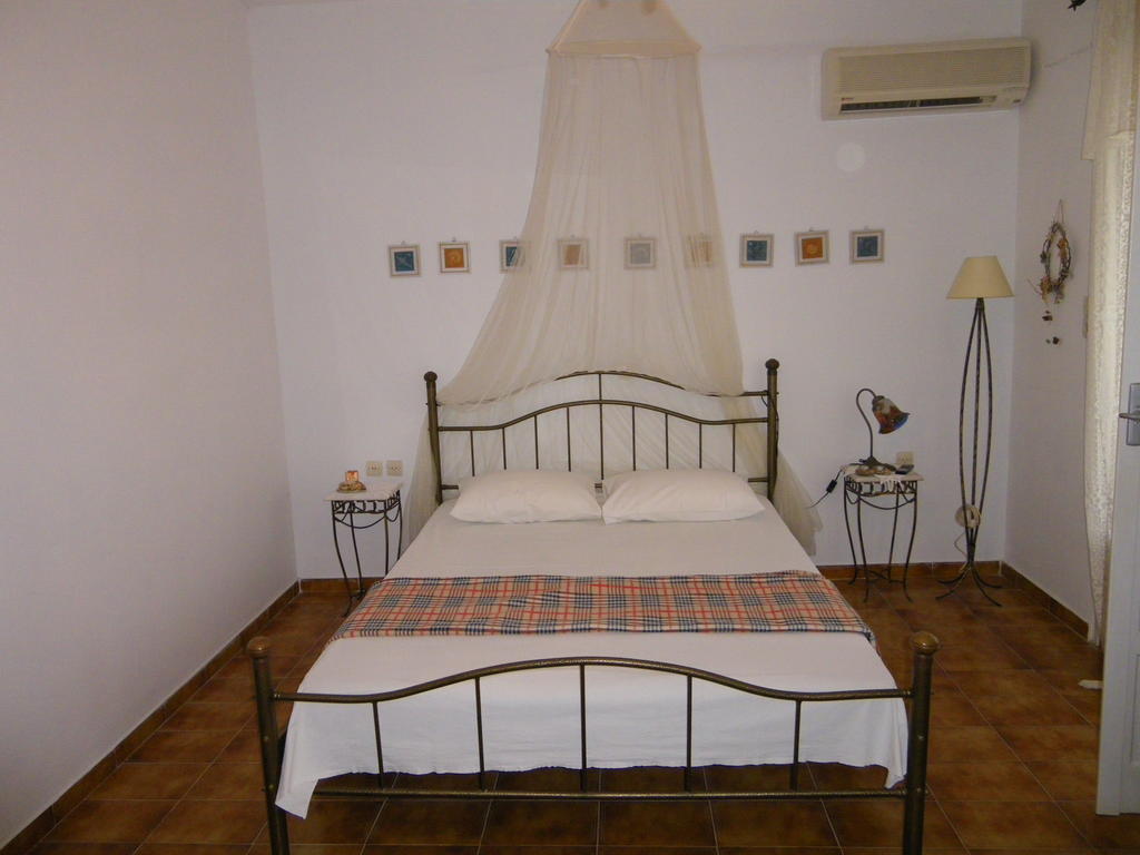 Litsa Malli Rooms Pollonia Camera foto